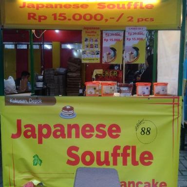 JAPANESE SOUFFLE PANCAKES KUKUSAN DEPOK