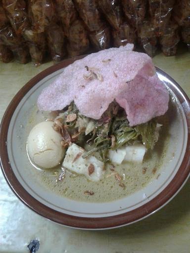 KETUPAT SAYUR UNI EKA