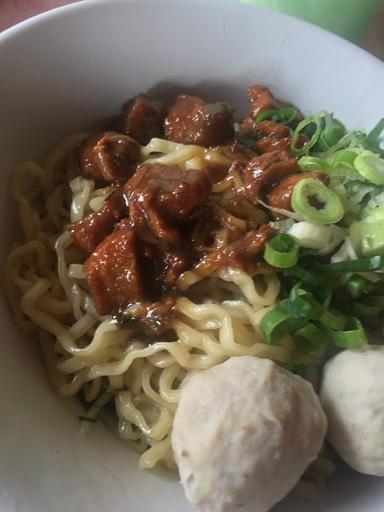 MIE AYAM BAKSO PANDOWO