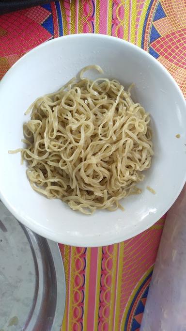 MIE AYAM GROBAKAN