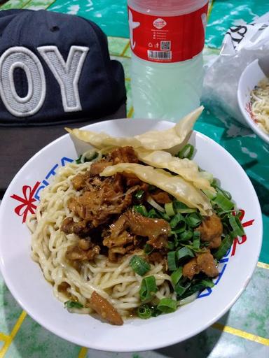 MIE AYAM PANGSIT BAKSO BANYU LANGIT