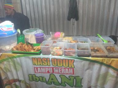 NASI UDUK LAMPU MERAH BU ANI