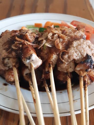 SATE KAMBING PAK KUMIS