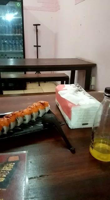 TANOSHI SUSHI STALL