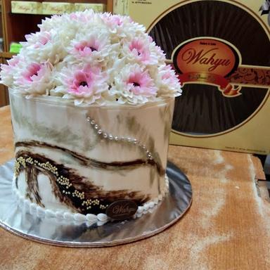 WAHYU BAKERY & CAKE