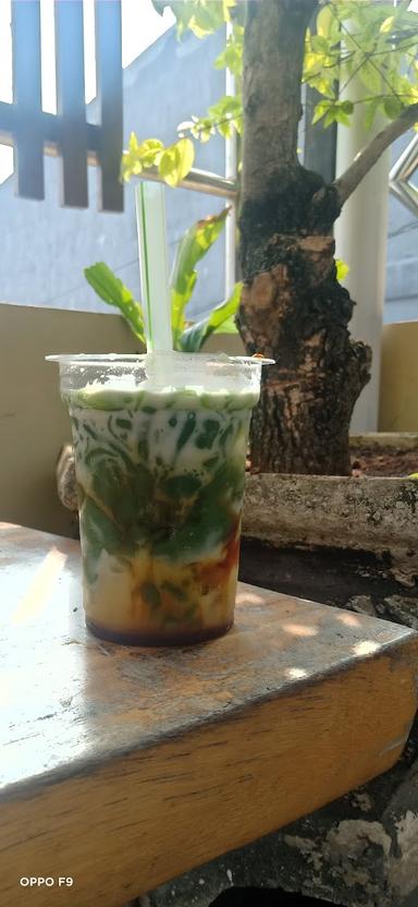 KEDAI CENDOL BADAY