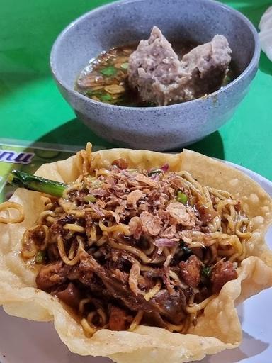 BAKSO MUKIDI