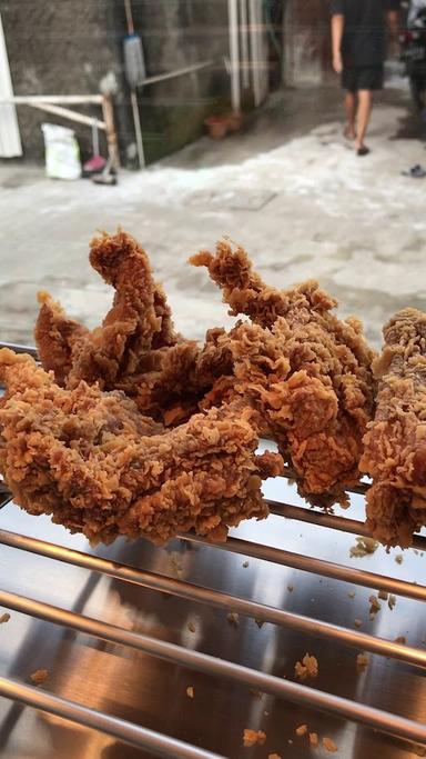 CRISPYKU FRIED CHICKEN BINTARA