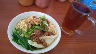 MIE AYAM PAK DE WONOGIRI