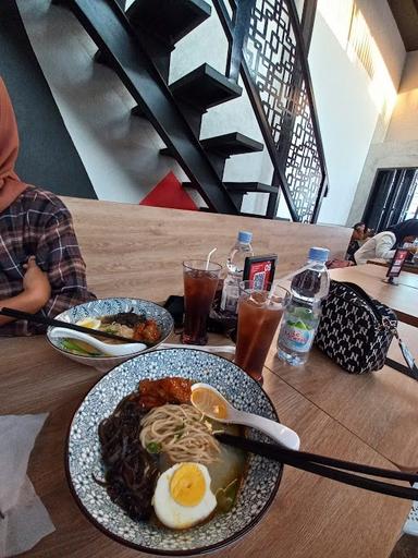 RAMEN HITS KEKINIAN