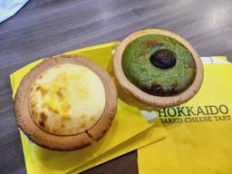 Photo's Hokkaido Baked Chesse Tart, Mall Metropolitan Bekasi