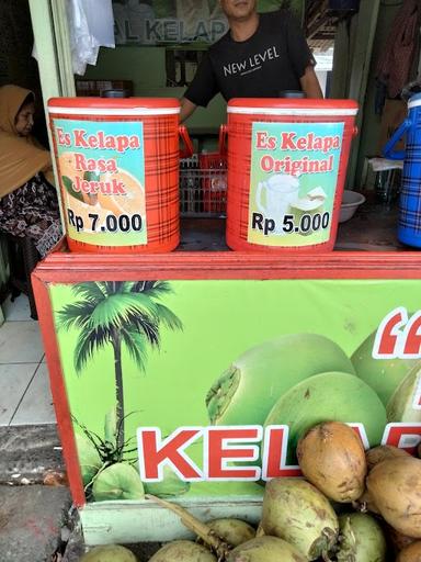 ES KELAPA MUDA & ICE MIXED