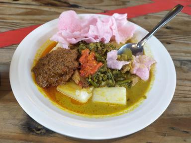 LONTONG SAYUR SABAY