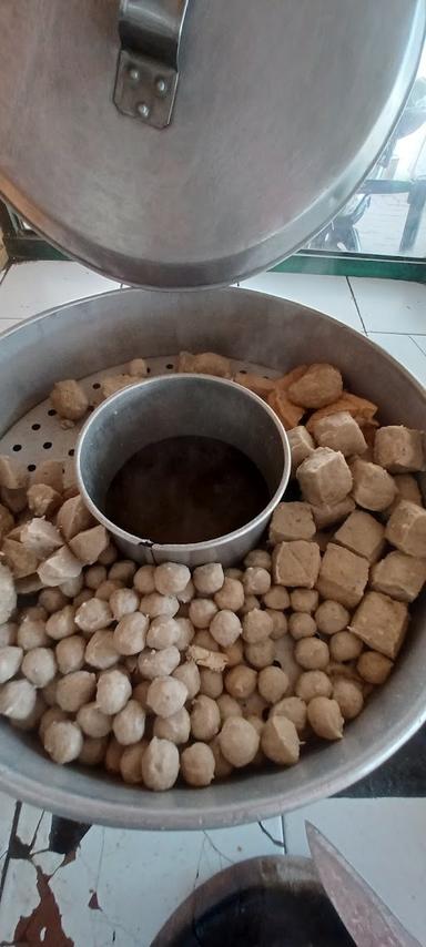 BAKSO KOTAK PALAKALI BEKASI