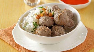 BAKSO & MIE AYAM 555 TOHHIR