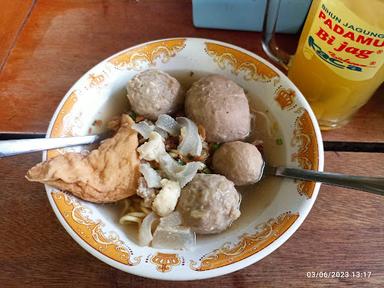 BAKSO TITOTI CABANG BEKASI