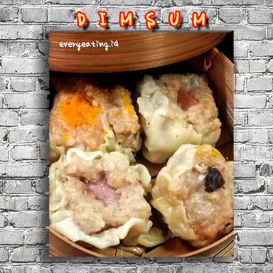 EVERYEATING - DIMSUM & SALAD BUAH