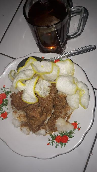 GADO-GADO PENGKOLAN