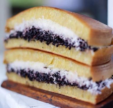 MARTABAK MANIS KHAS BANGKA