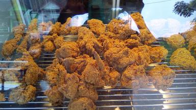 NIKITA FRIED CHICKEN DEPAN SMP PGRI 2 BEKASI