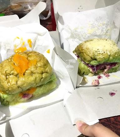 ROTI BAKAR KUKUS TWINS KETAPANG RAYA