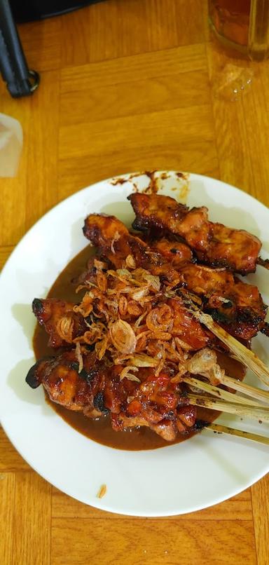 PADANG SATAY DANGUANG DANGUANG SALERO RAJO