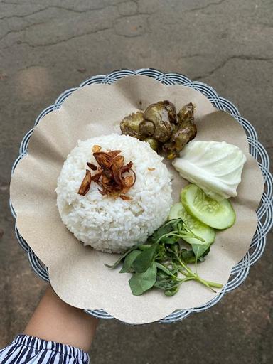 KULINER SAUNG BANG EMEN