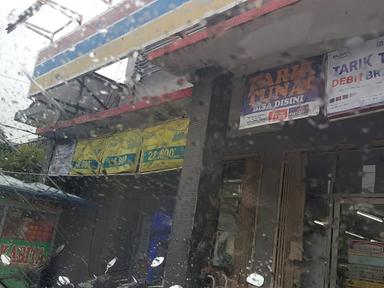 ANEKA JUICE KABITA INDOMARET DEPAN SALSABILLA