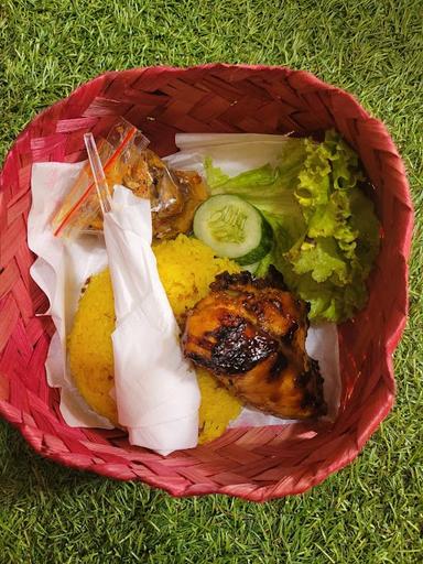 AYAM TERSERAH