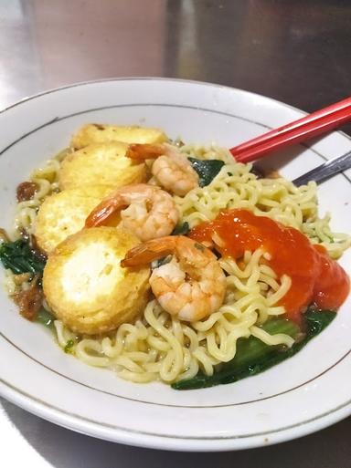 BAKMIE & SEAFOOD '99'