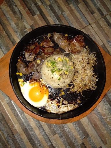 ENDESS STEAK & PEPPER RICE