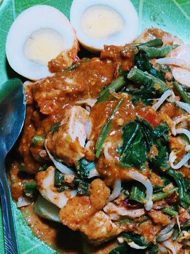 GADO GADO GENDIS