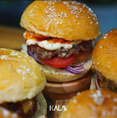 KALAV - BURGER & PLATTER