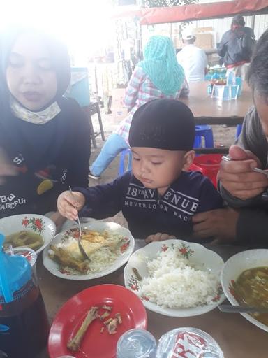 SOTO AYAM CEKER LAMONGAN TOL TIMUR