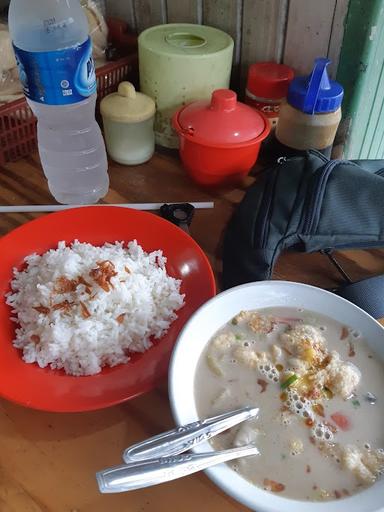 SOTO BETAWI & SOP DAGING BANG DIM