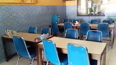 WARUNG MAKAN SIDO MAMPIR