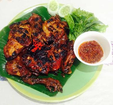 AYAM BAKAR KALASAN BUDE RANI