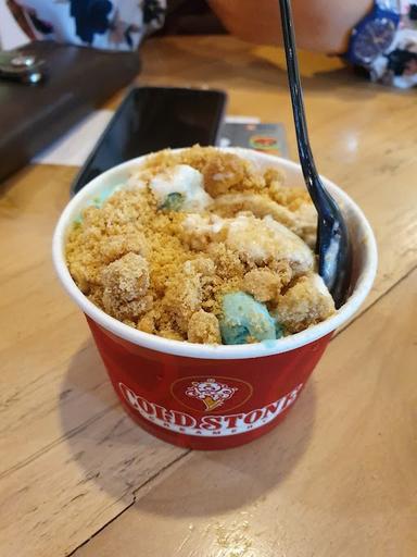 COLD STONE CREAMERY