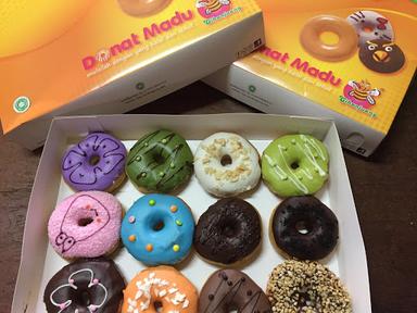 HONEY DONUTS CIHANJUANG