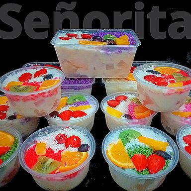 SALAD BUAH SENORITA