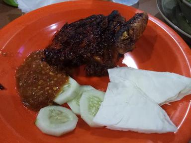 SOTO AYAM & AYAM BAKAR LAMONGAN