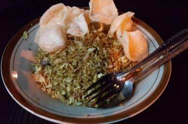 NASI GORENG MAS RIYAN