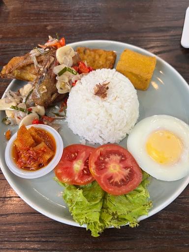 MALACCA TOAST TERMINAL KEBERANGKATAN DOMESTIK