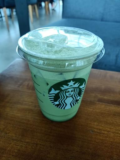 STARBUCKS SOEKARNO HATTA T3 ULTIMATE LANDSIDE