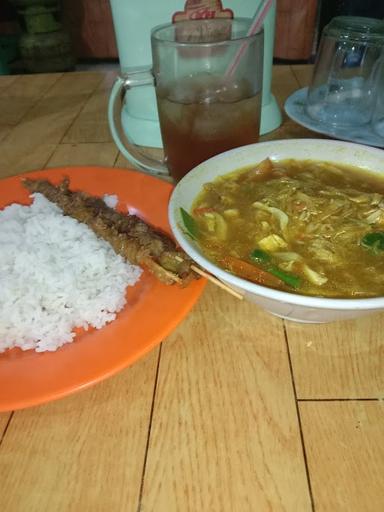 BERKAH PECEL LELE DAN NASI GORENG