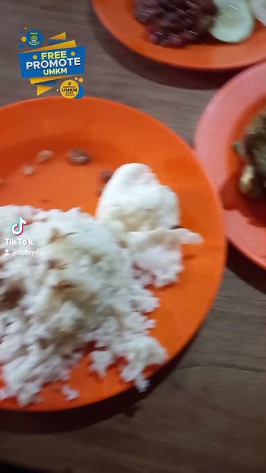 NASI UDUK BETAWI. HJ.MUDI