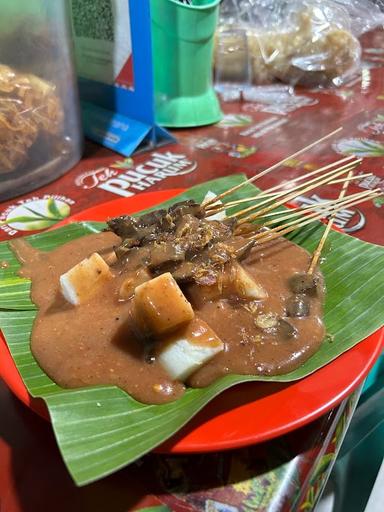 SATE PADANG RANAH MINANG