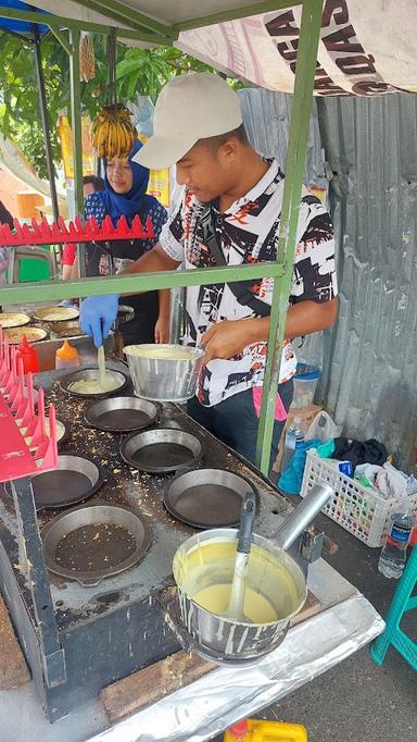 APAM BALIK CRISPY MALAYSIA