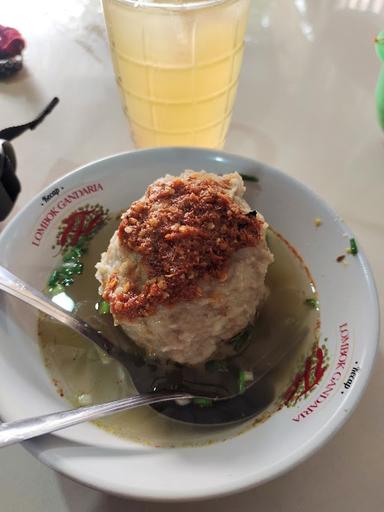 BAKSO DAN MIE AYAM PANGESTU BENJENG