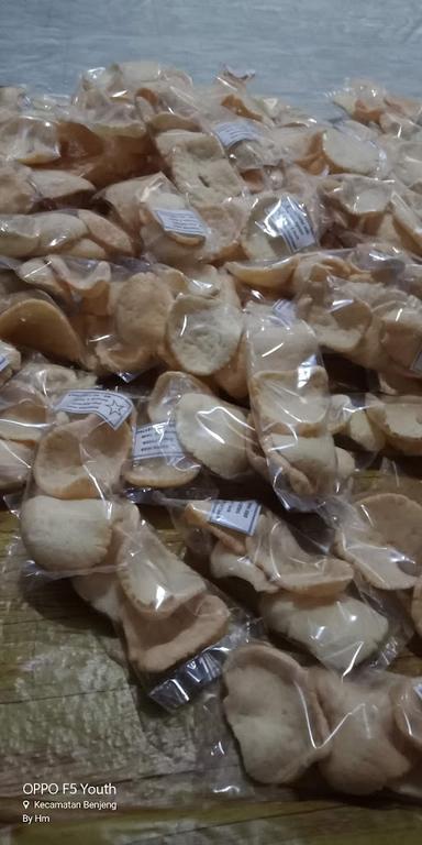 KERUPUK IKAN CAP BINTANG & PEMPEK PALEMBANG CEK HELI